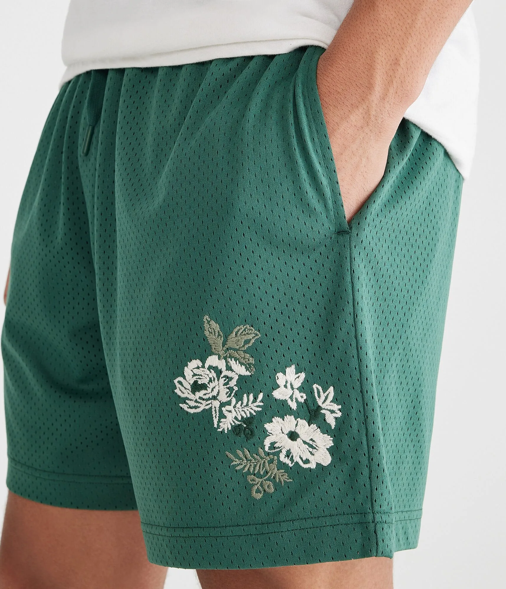 Aeropostale Embroidered Floral Mesh Shorts 6"