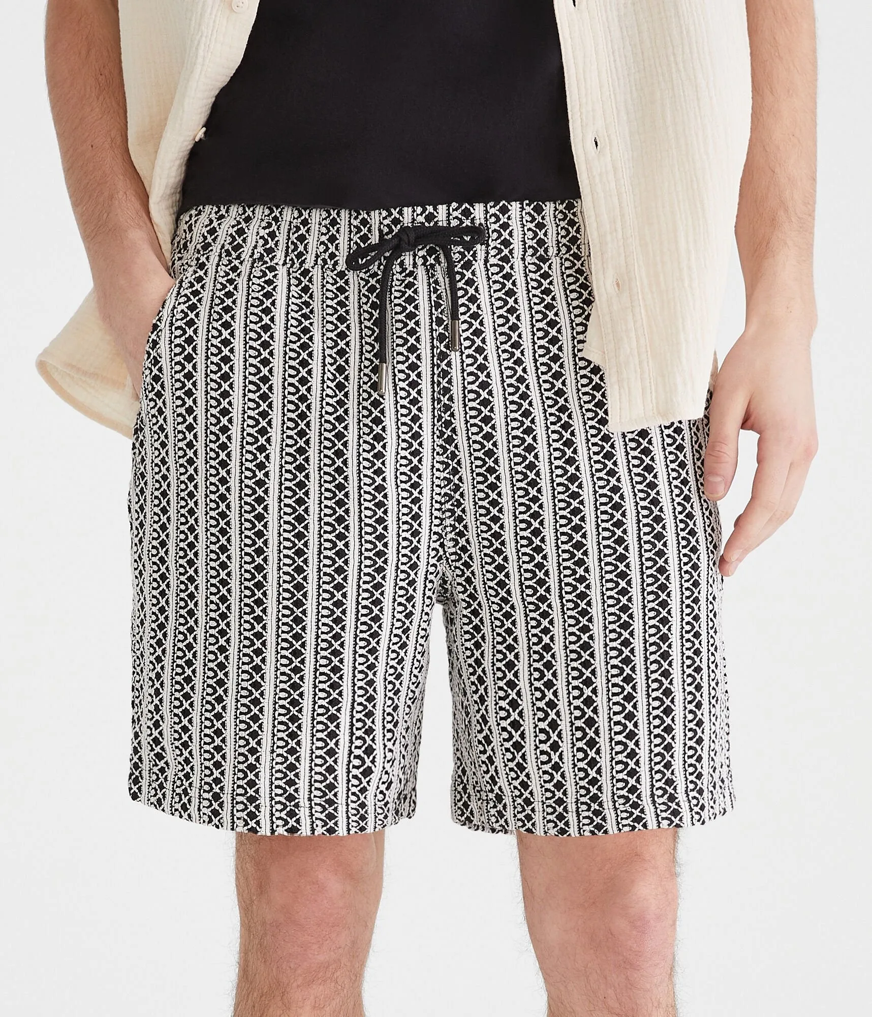 Aeropostale Textured Stripe All Day Jogger Shorts 7"