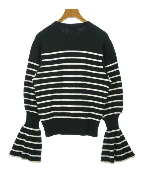 AKTE Sweaters