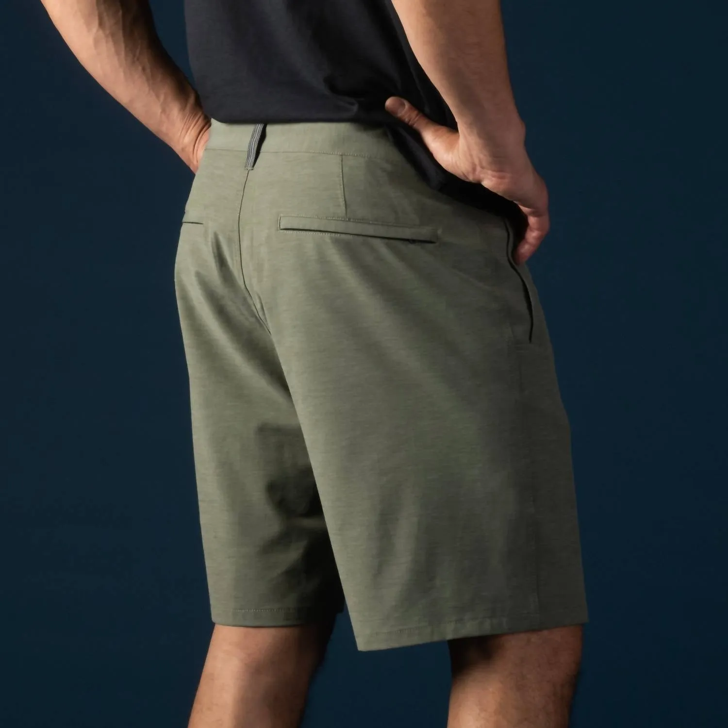 Amphibia Classic Walking Short In Army