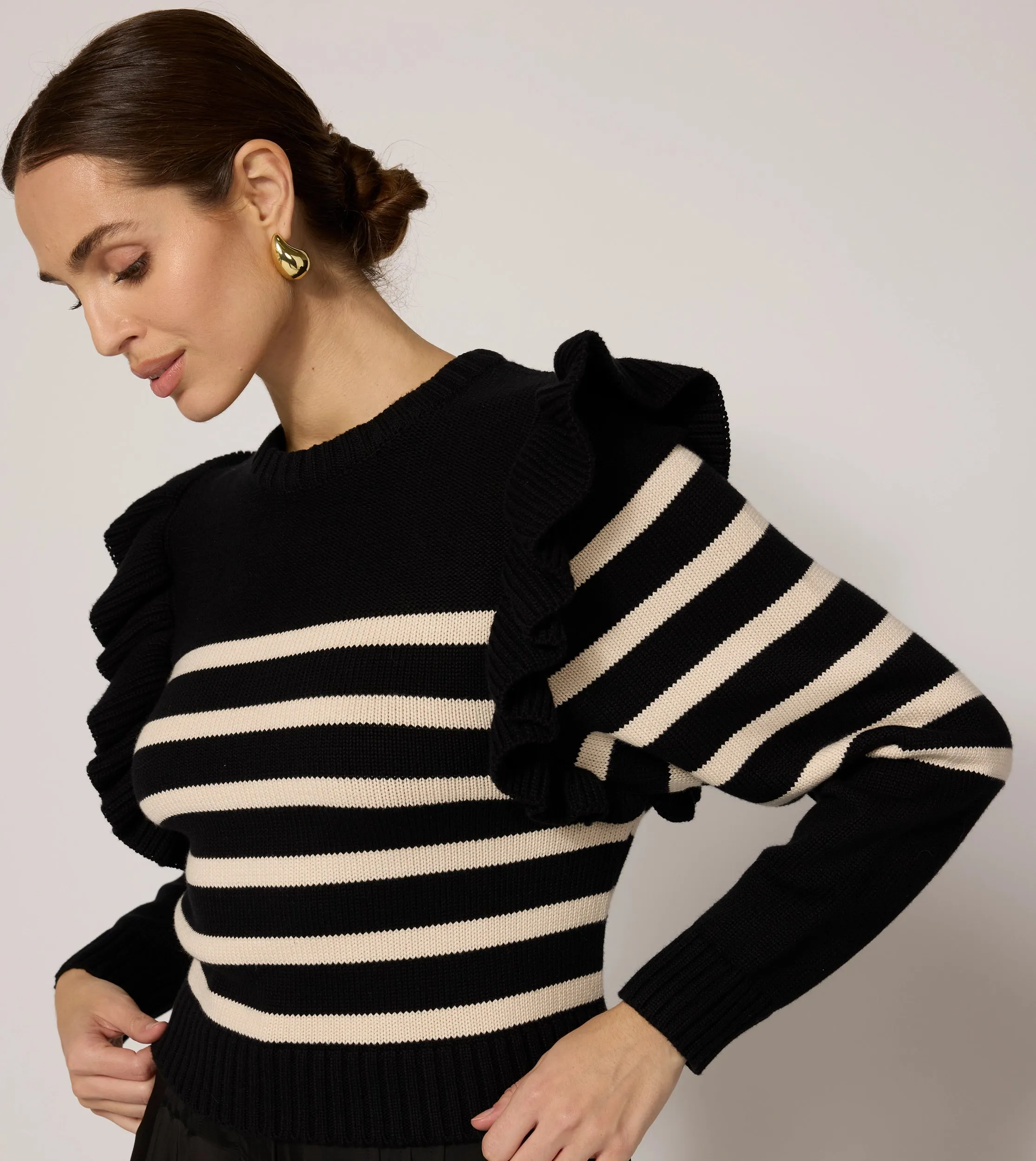 Blair Cropped Sweater | Black/Ivory