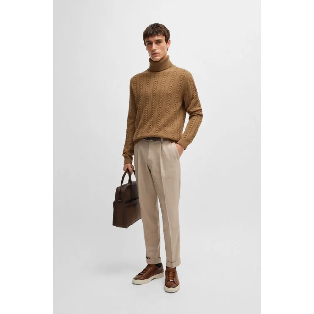 Cable-knit sweater in wool and cashmere