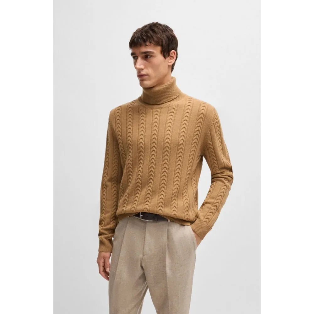 Cable-knit sweater in wool and cashmere