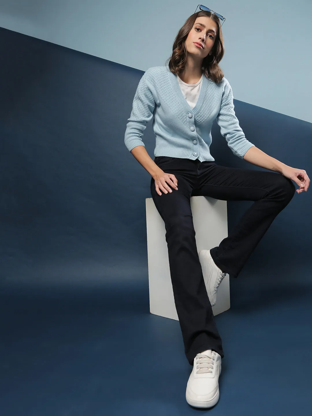 Campus Sutra Women Solid Stylish Casual Sweaters