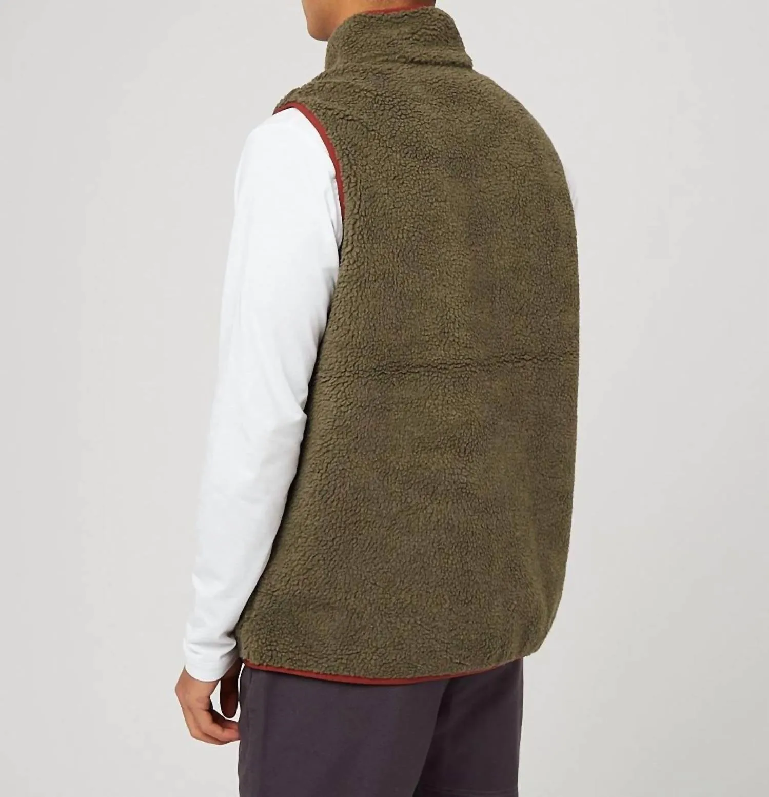 Cooper Fleece Vest In Moss