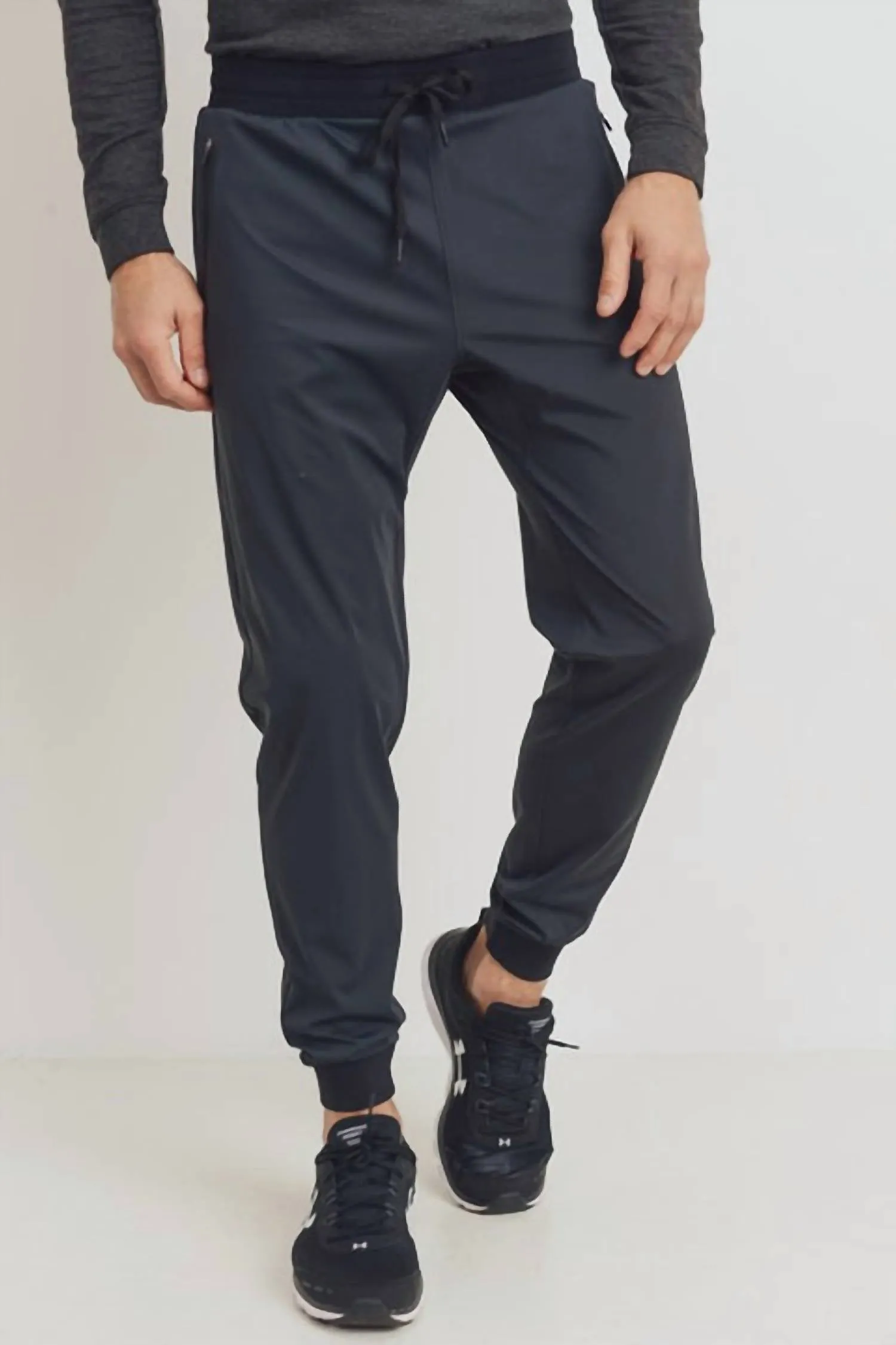 Cuffed Active Training Jogger In Black
