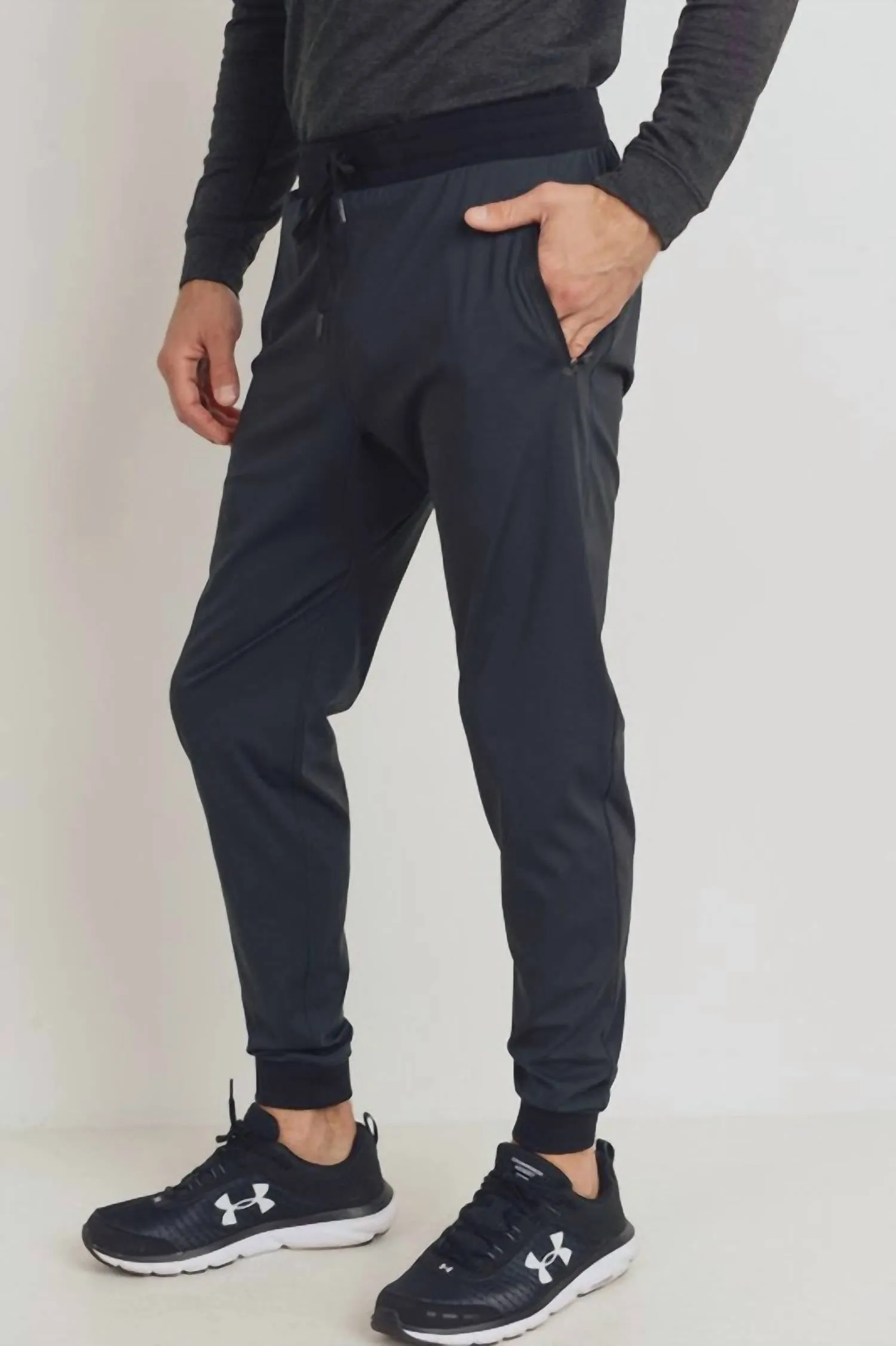 Cuffed Active Training Jogger In Black