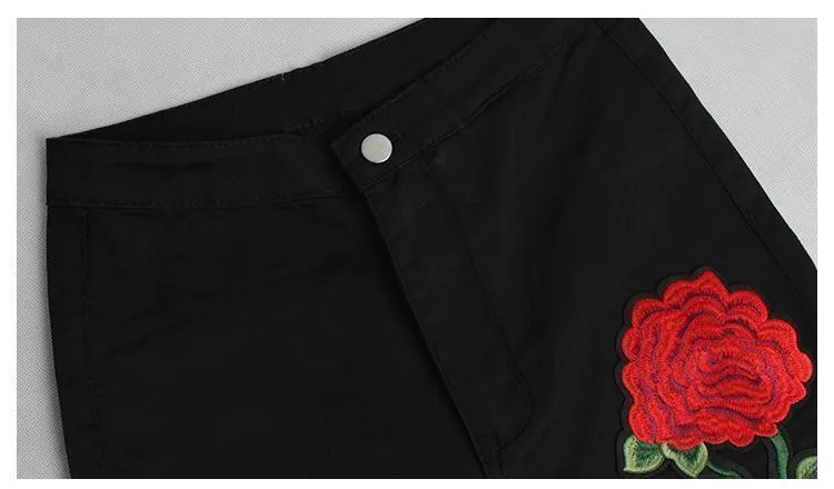 Floral Embroidered Jeans For Women