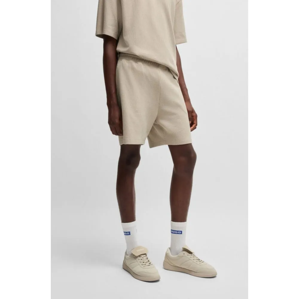 Loose-fit shorts in waffle-structured cotton