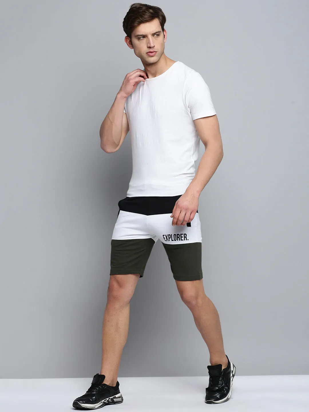 Men Black Colour blocked Cotton Mid-Rise Sports Shorts