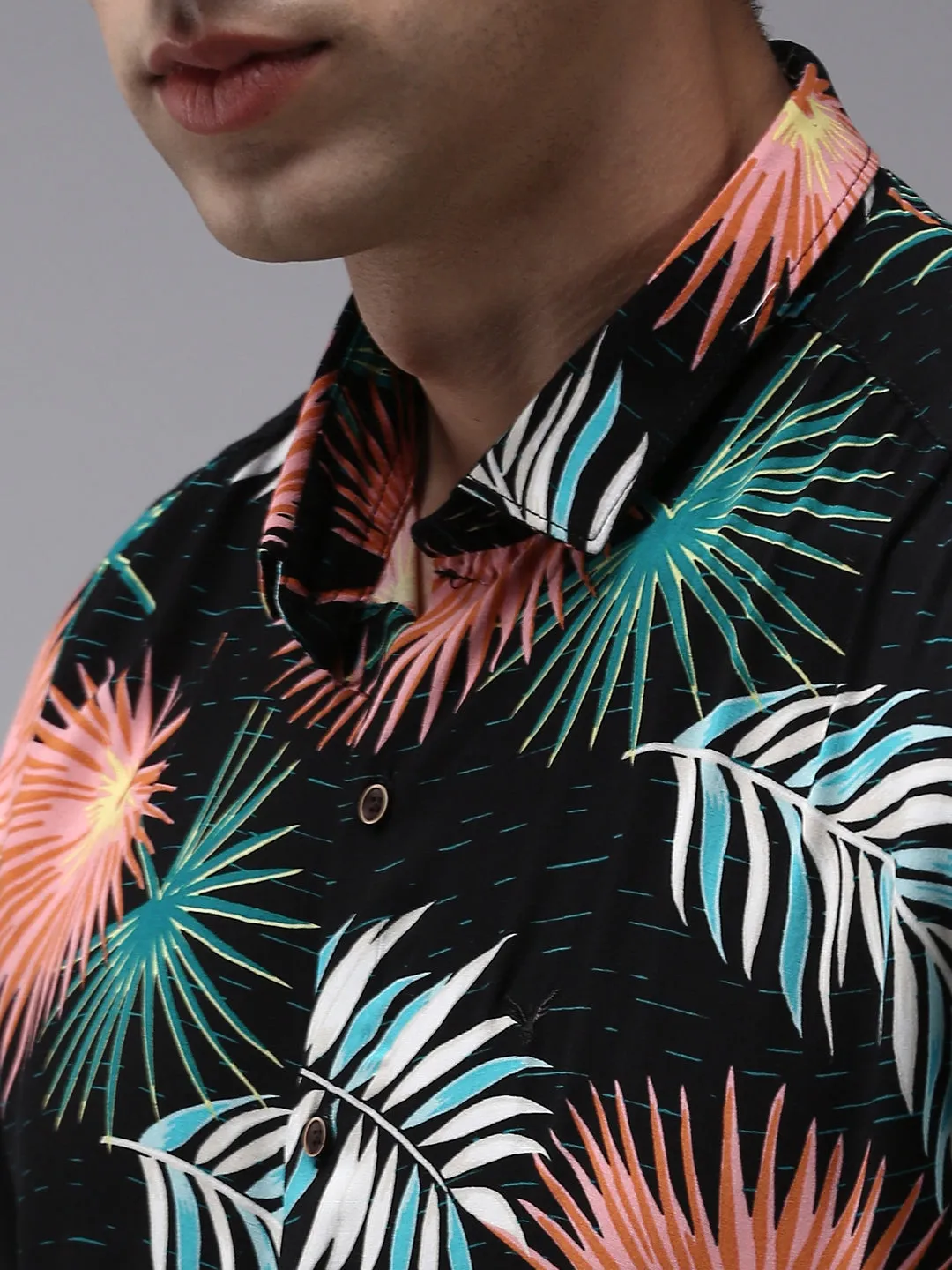 Men Black Comfort Floral Printed Cotton Casual Shirt