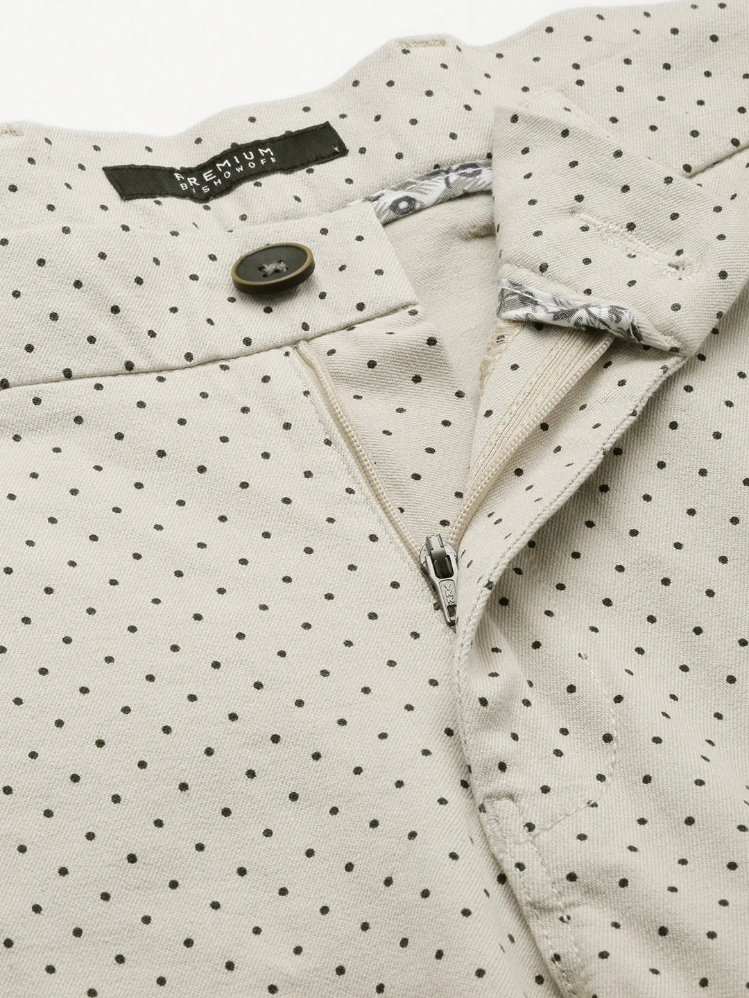 Men Cream Printed Mid-Rise Cotton Chino Shorts