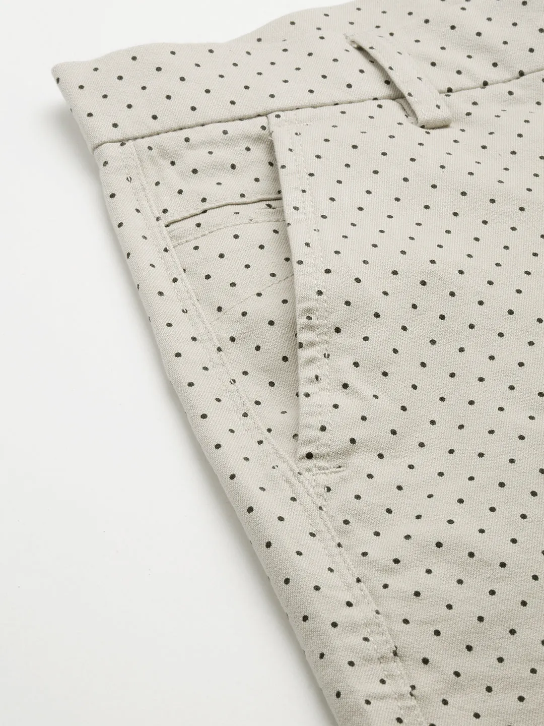 Men Cream Printed Mid-Rise Cotton Chino Shorts