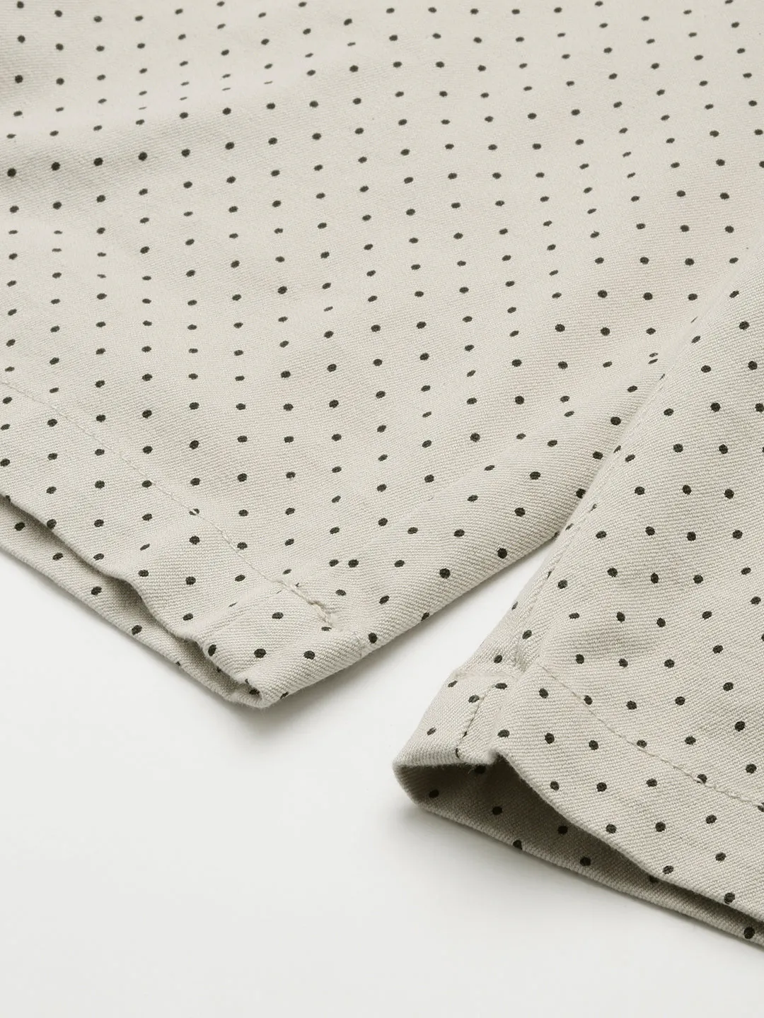 Men Cream Printed Mid-Rise Cotton Chino Shorts