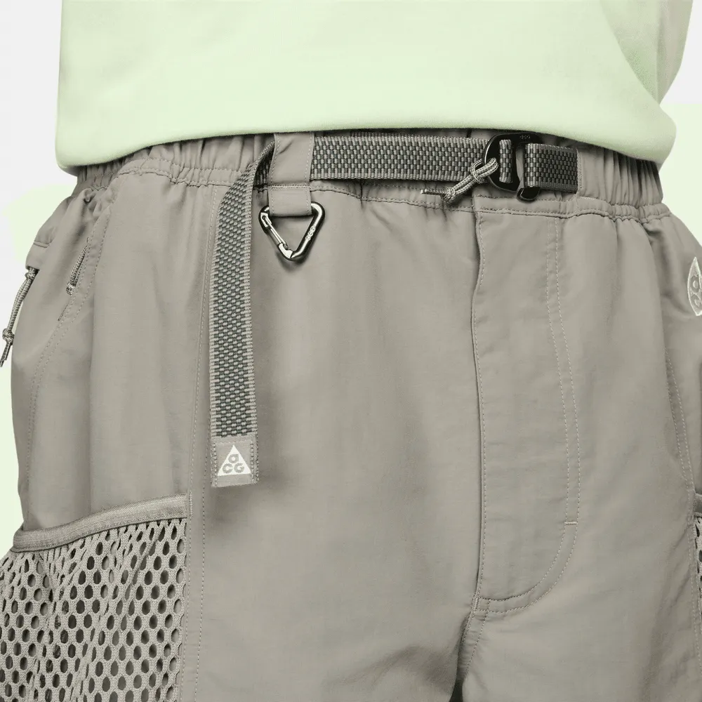 MEN'S NIKE ACG ''SNOWGRASS'' SHORTS "GREY"