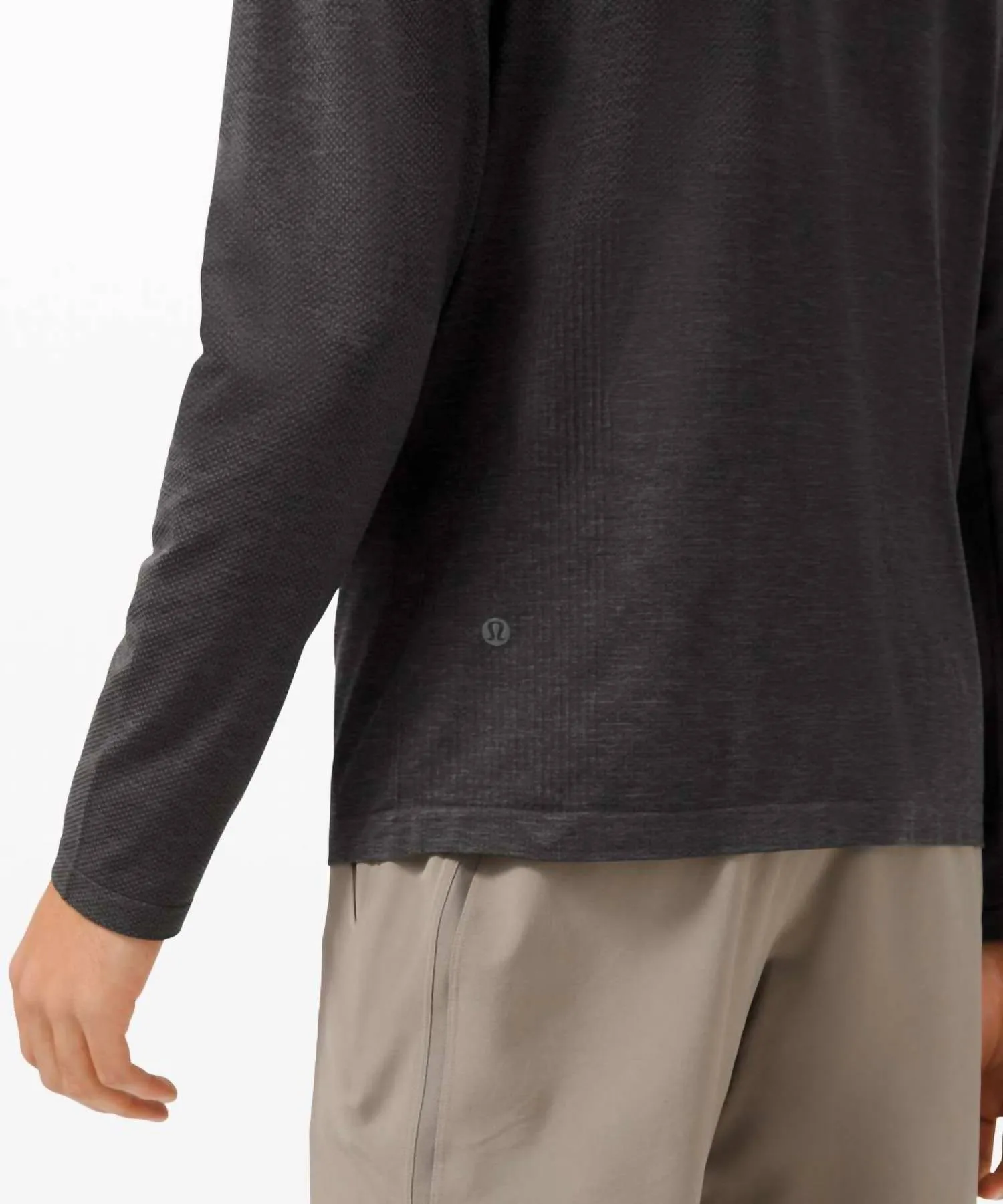Metal Vent Tech 1/2 Zip 2.0 Sweater In Dark Coal/black