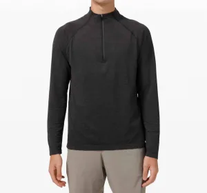 Metal Vent Tech 1/2 Zip 2.0 Sweater In Dark Coal/black