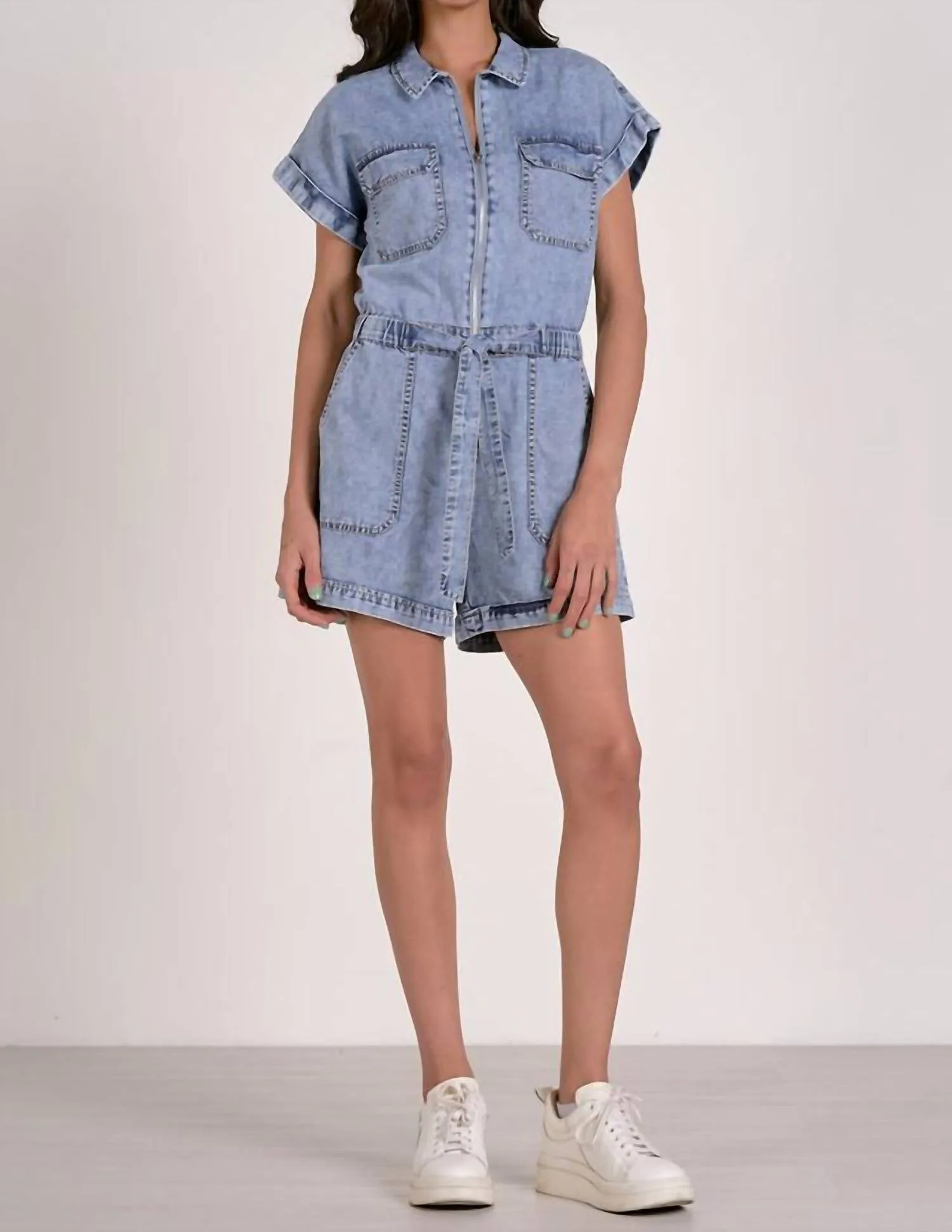 Mila Shorts Romper In Denim