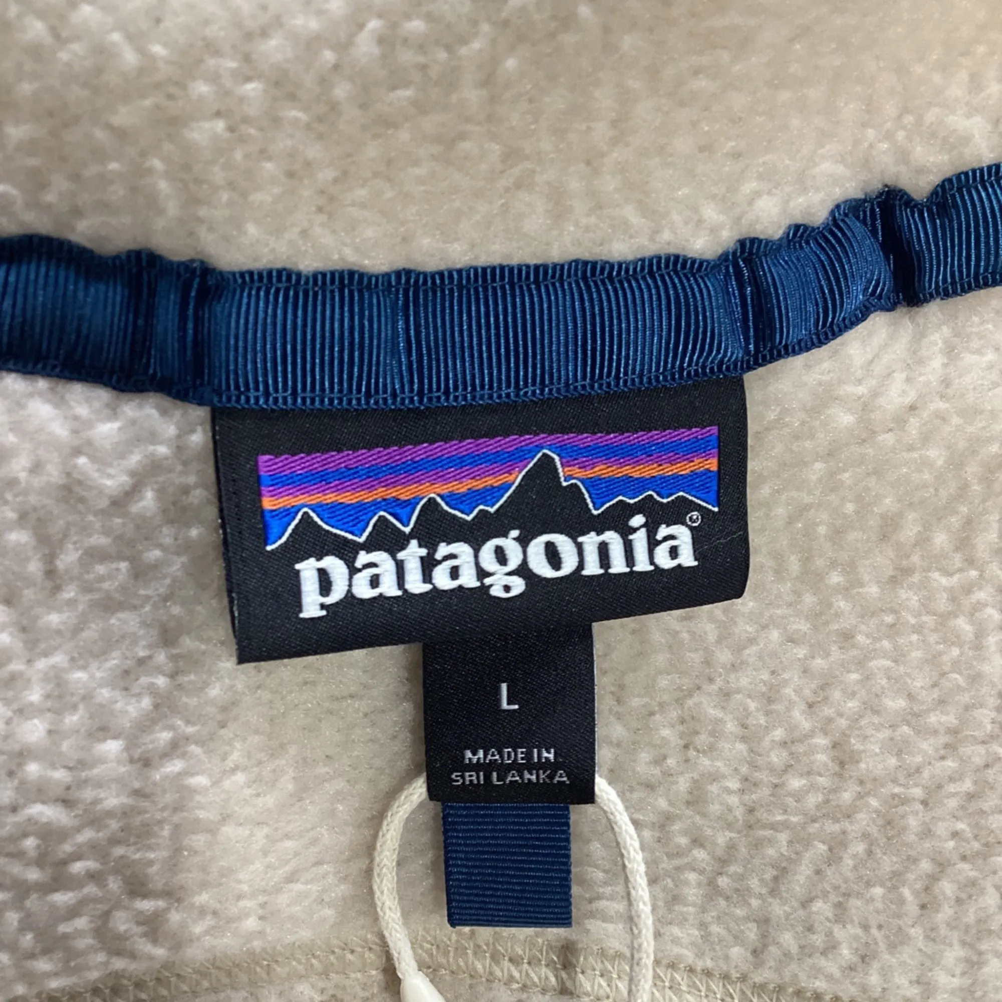Patagonia Retro Pile Sheared Vest Jacket in Cream Polyester
