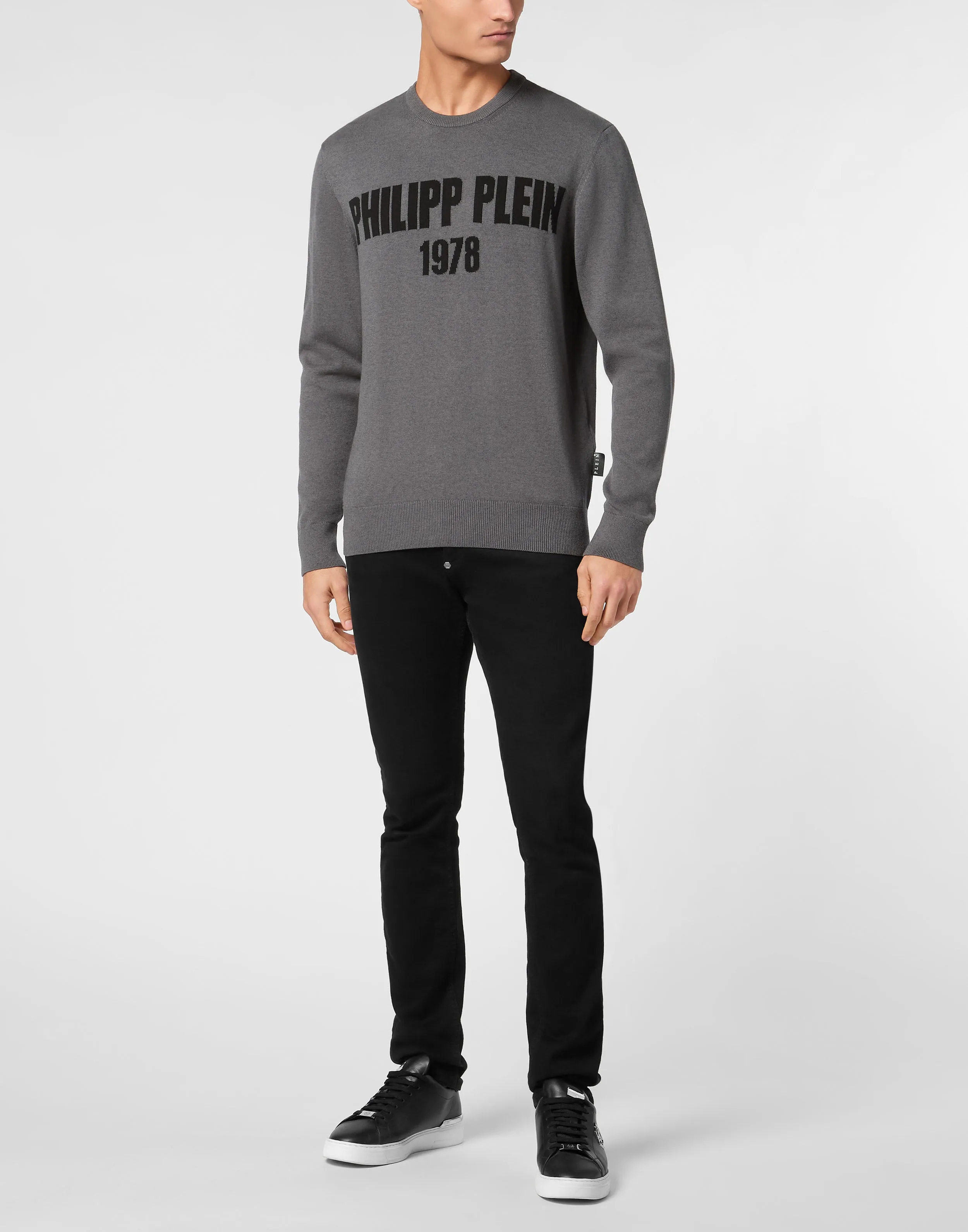 Round Neck Pullover 1978