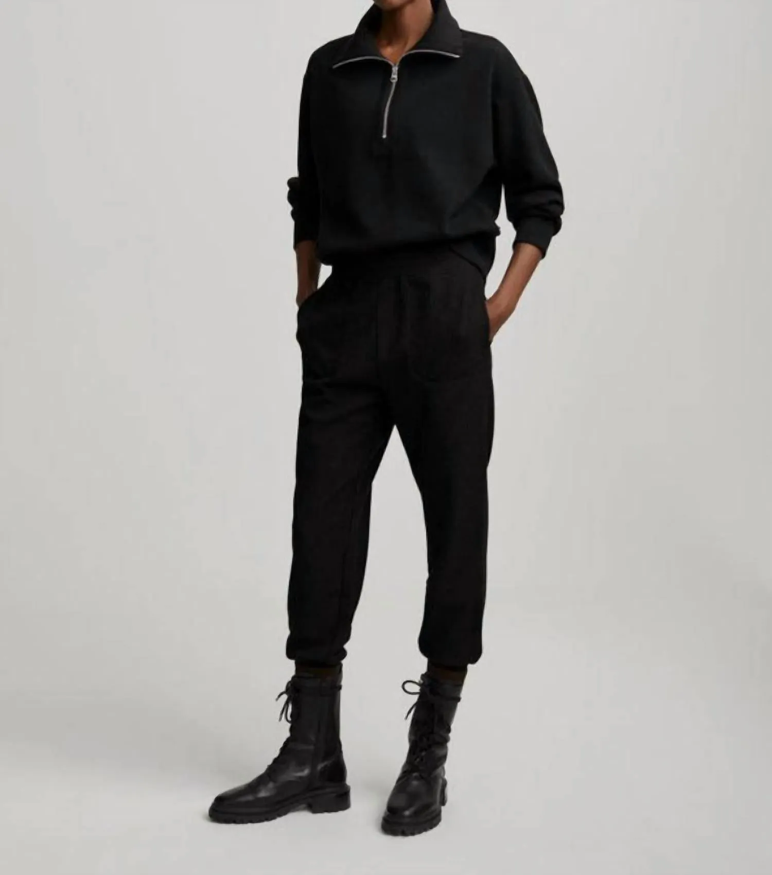 Russell Sweatpants In Black