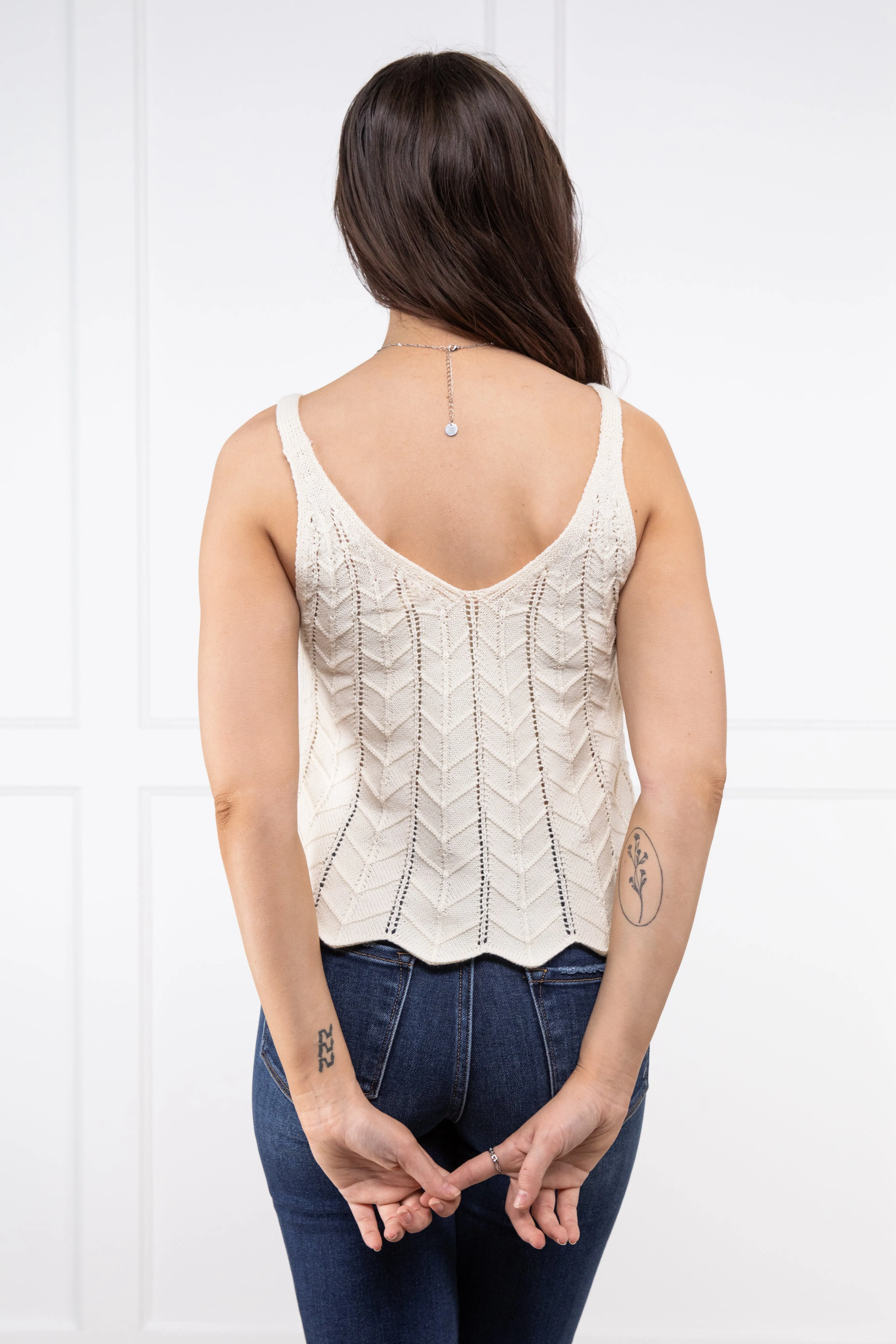 Sweet Chevron Women's Scalloped Hem Knit Tank Top