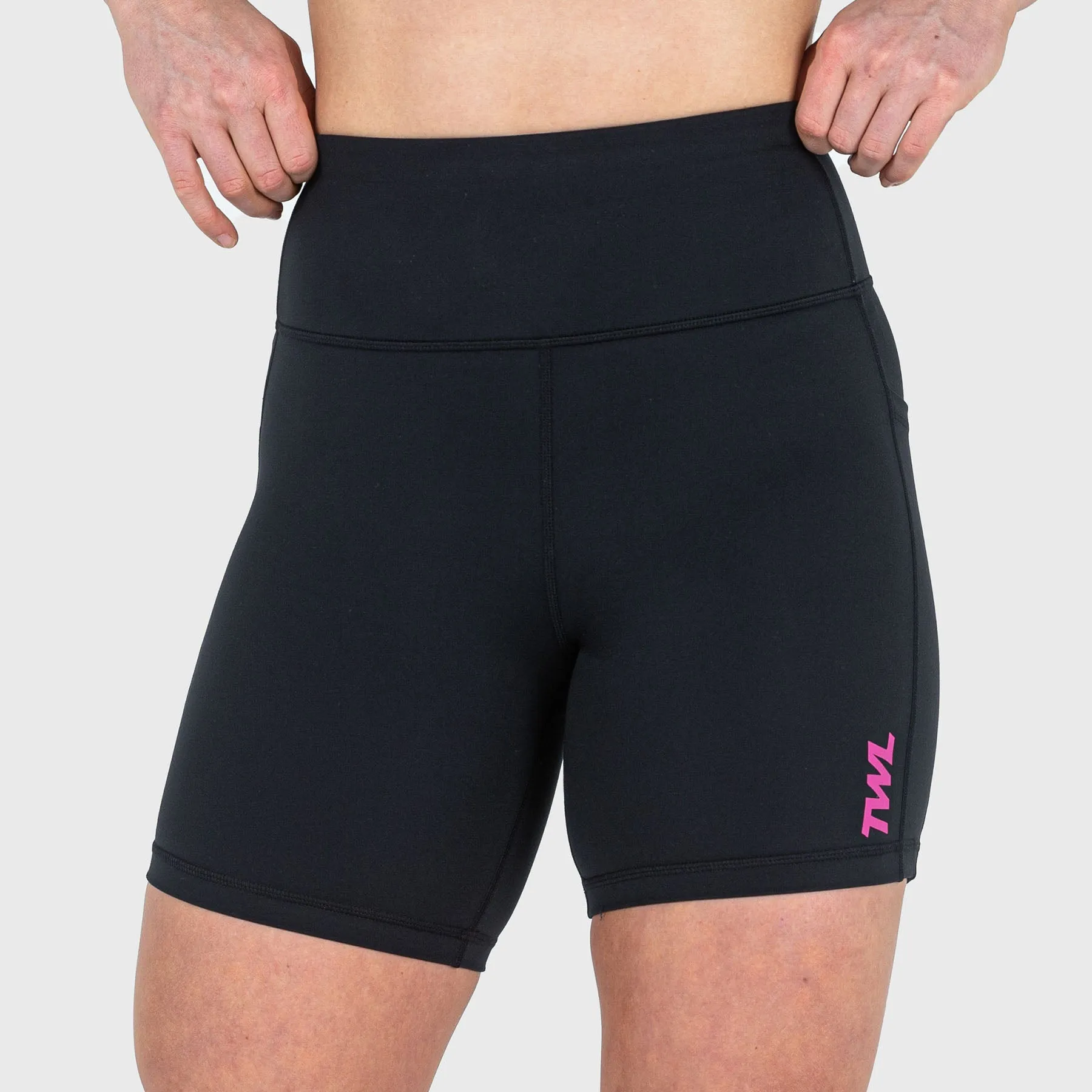 TWL - WOMEN'S ENERGY SHORTS MID LENGTH - BLACK/RASPBERRY