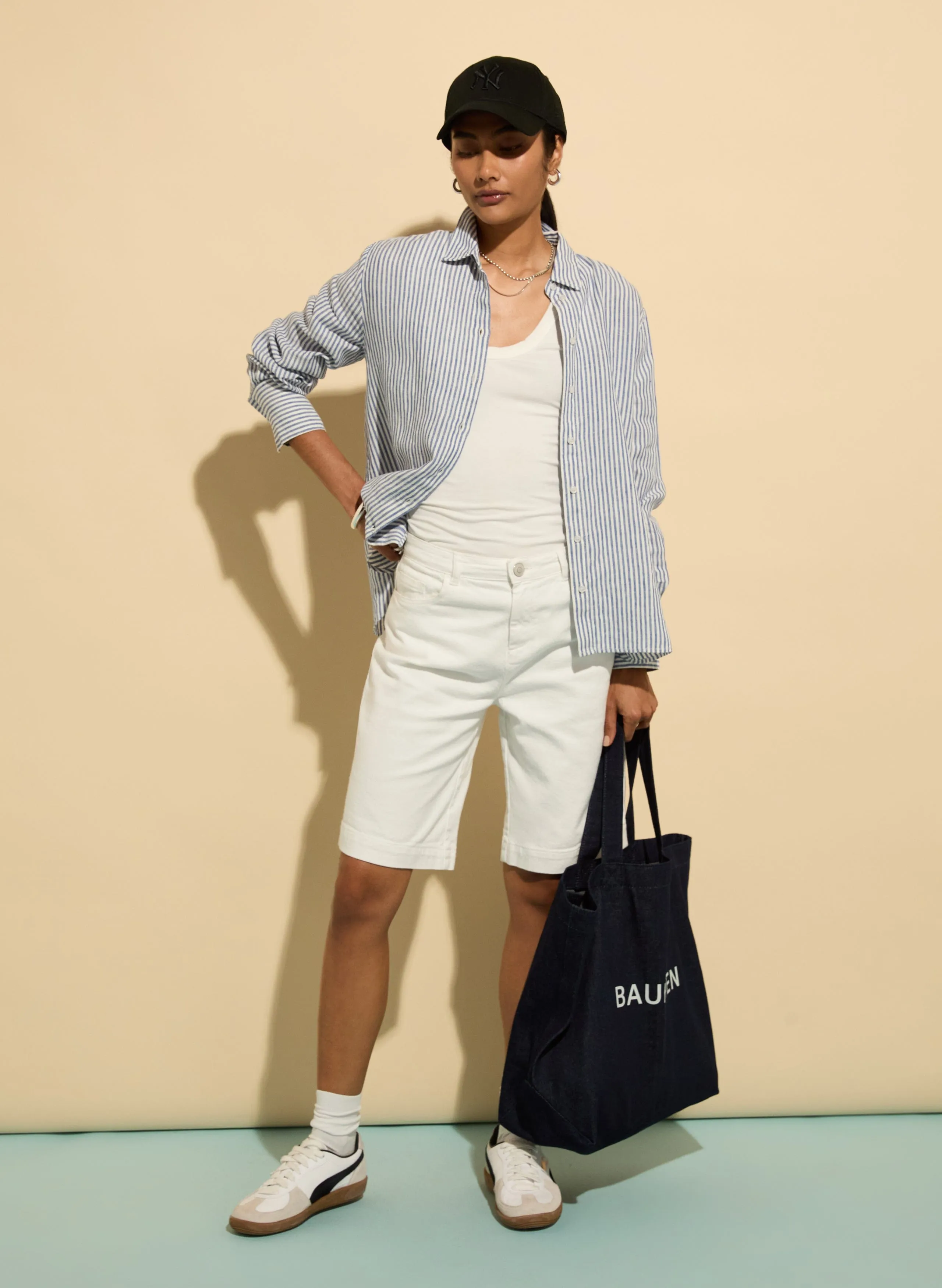 Winfrey Organic Cotton Stretch Denim Shorts | Soft White